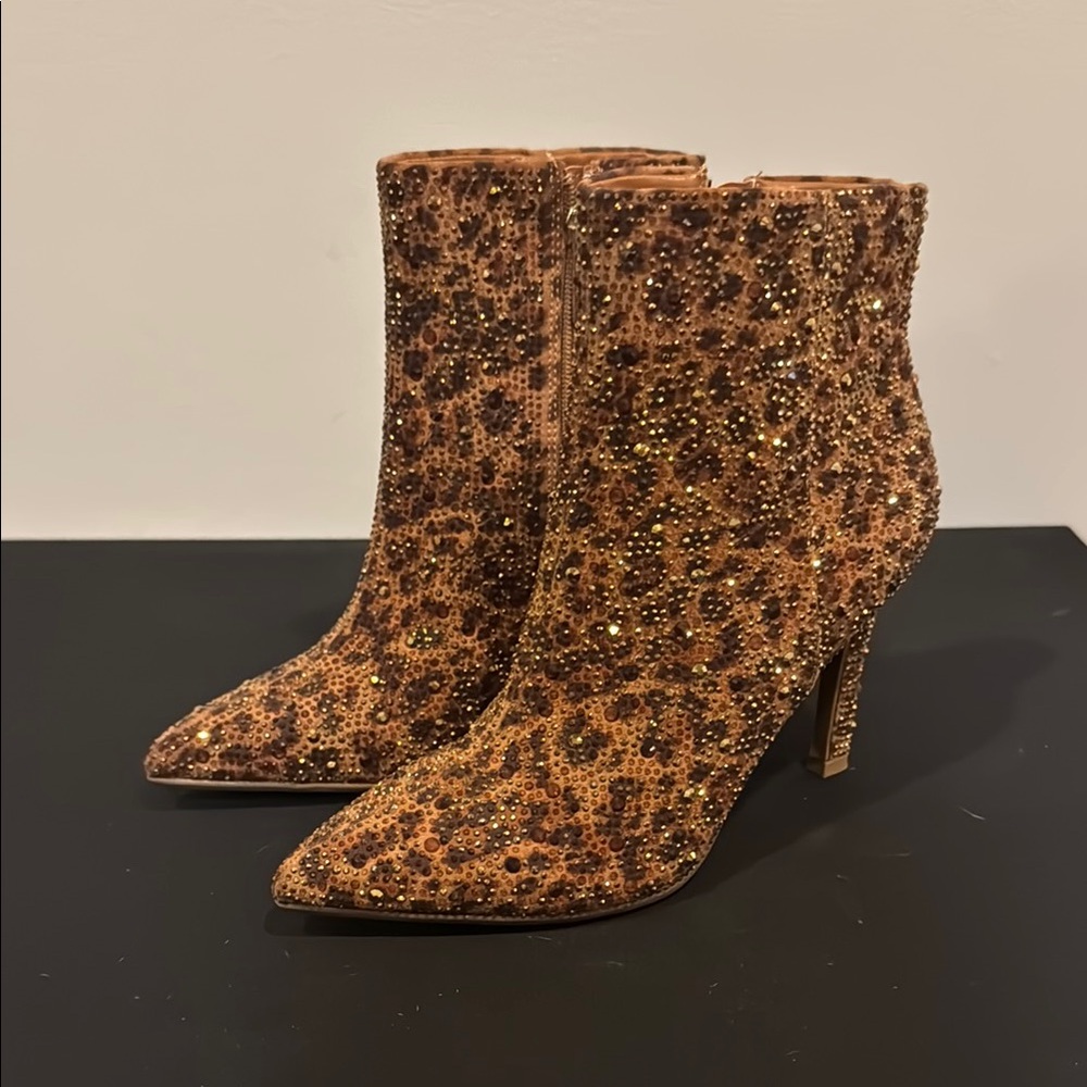 Elegant Brown Studded Ankle Boots NWO Box, Size 7.5